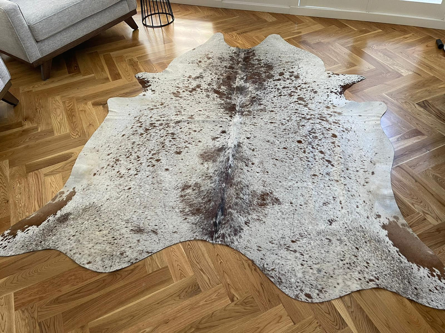 Lana Cowhide Premium Floor Rug - Brown - Large